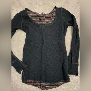 textured long sleeve top